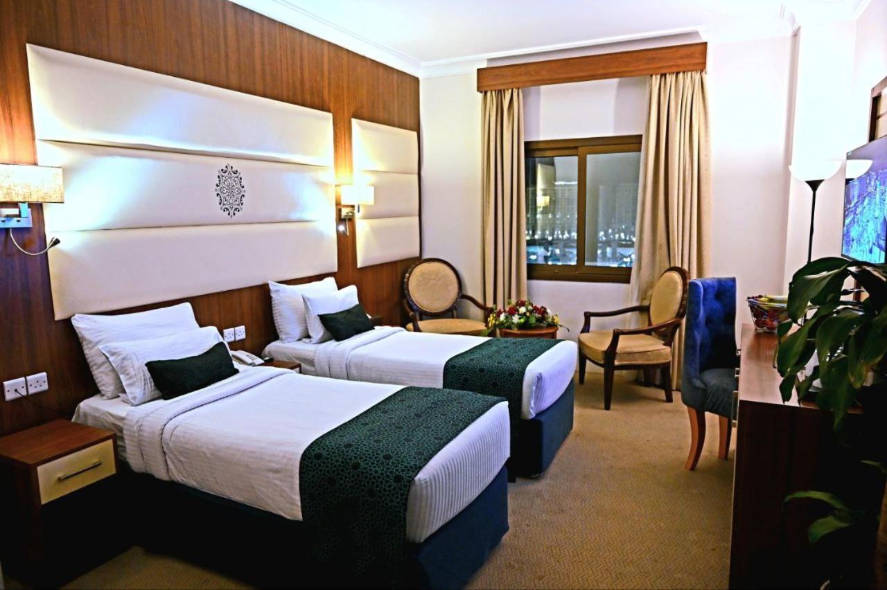 One Inn Hotel Medina Buitenkant foto